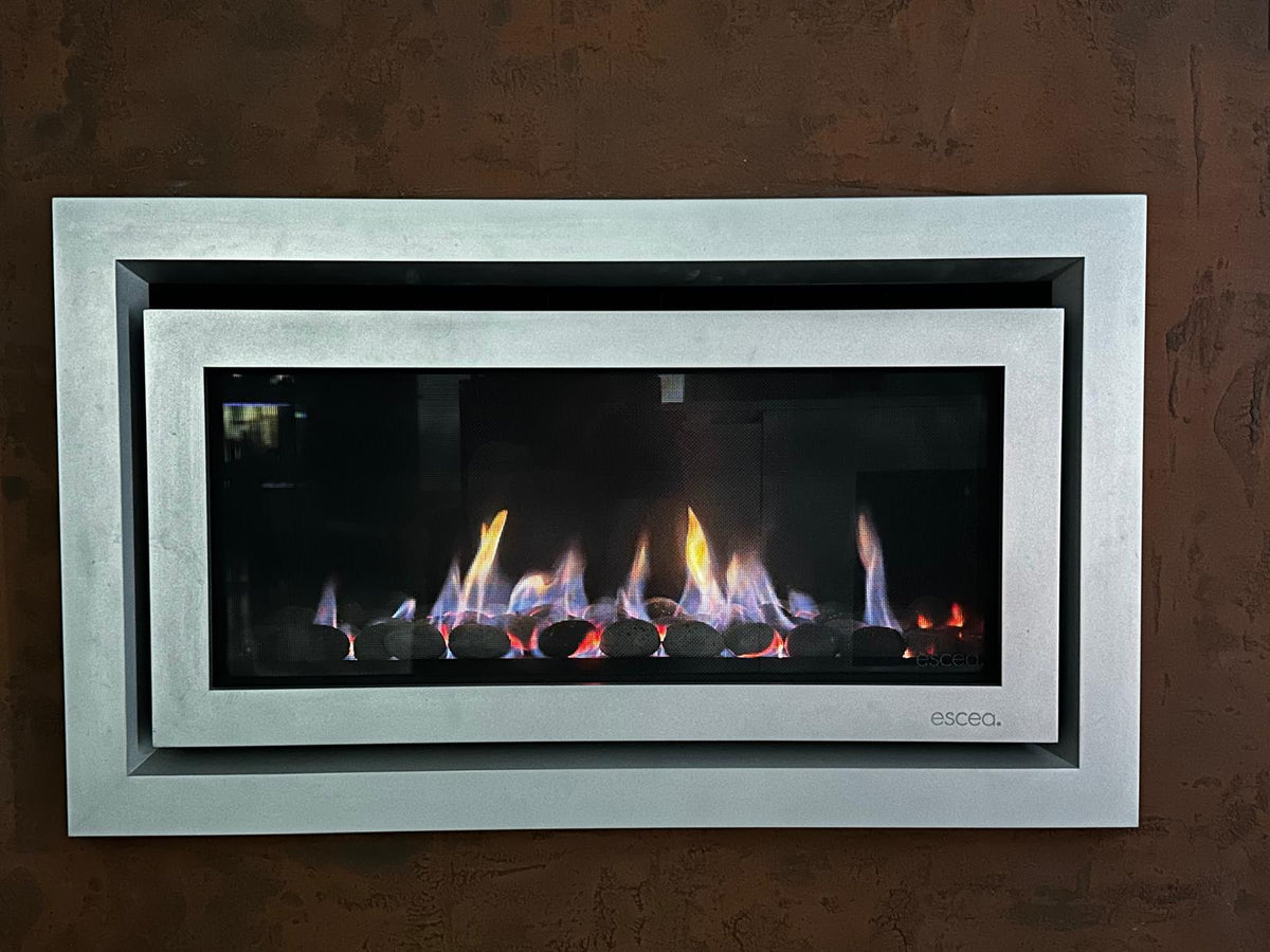 Ex-Display Escea DL850 Natural Gas Fireplace
